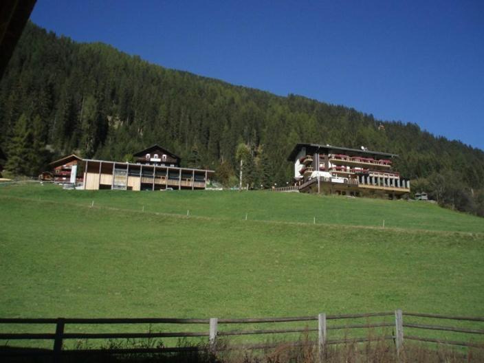 Hotel Laerchenhof Sankt Jakob in Defereggen Esterno foto